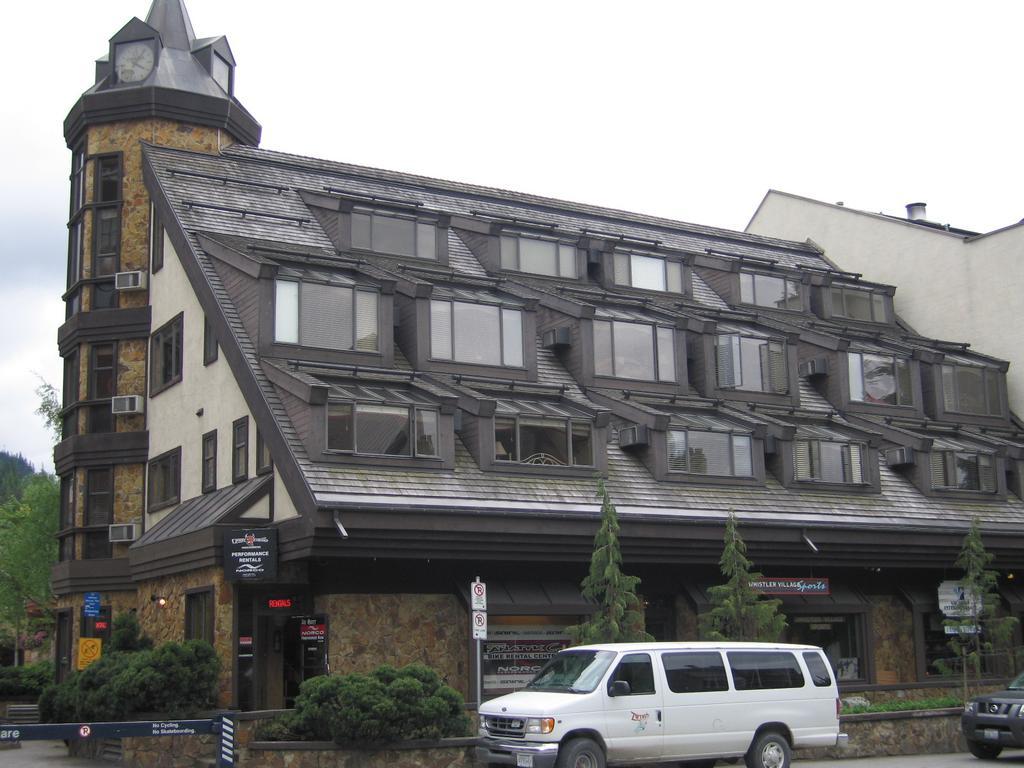 Clock Tower Resort Whistler Exterior photo